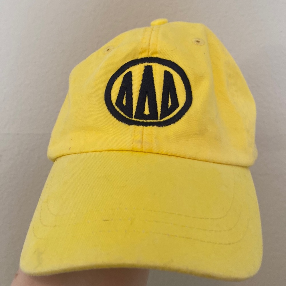 Tri Delta Baseball cap - yellow